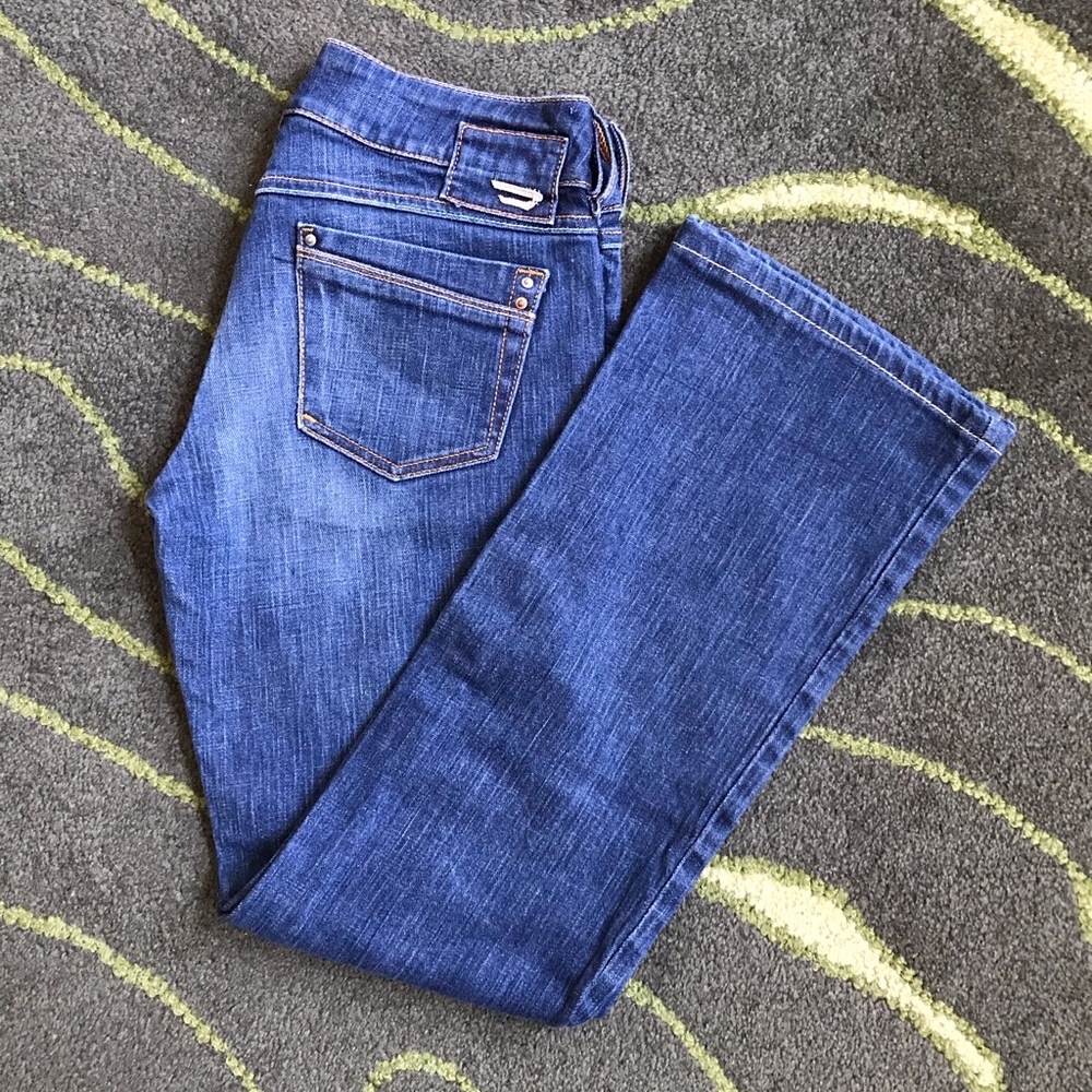 Diesel womens size 27 medium dark blue denim
